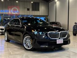 بی ئێم دەبڵیو سیریەس 5